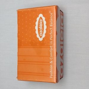 Azaleia Antigua slip on shoe